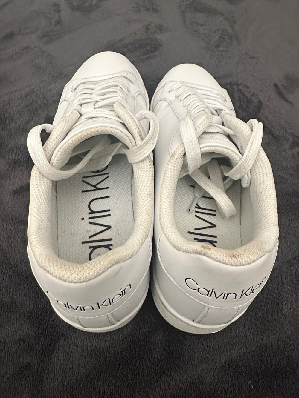 Calvin Klein White Sneakers with Black CK Logo - Picture 2 of 2